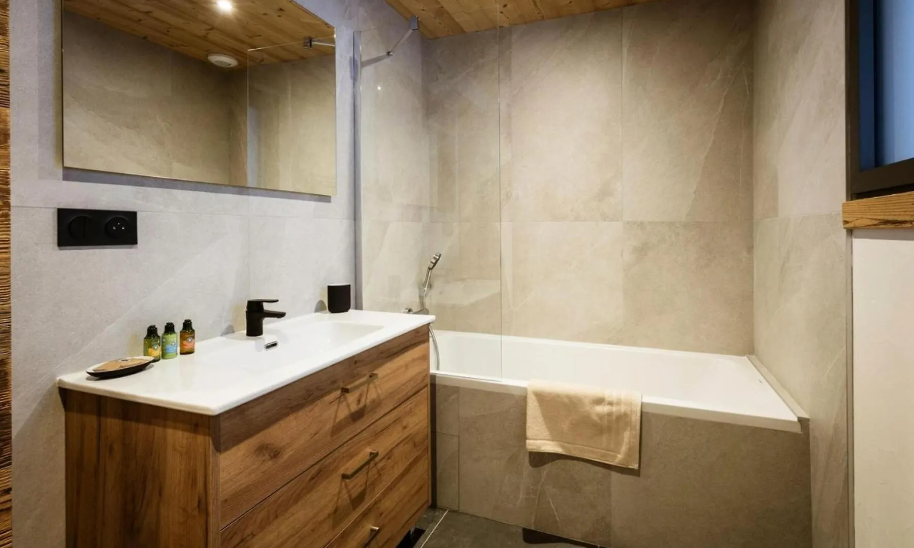 Chalet Le Cervin - Chalet En Triplex 14 Personnes 5 Expose Sud-Est Mae-7551 Valloire